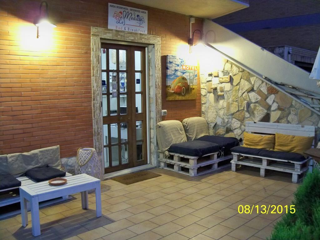 B&B Le Meduse Fiumicino Exteriör bild